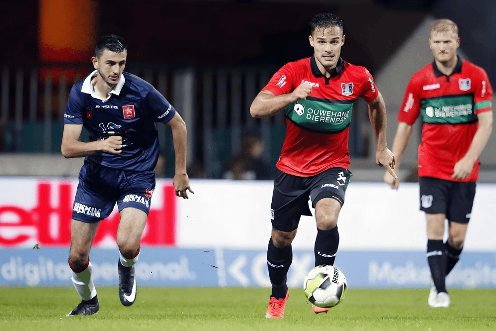 而且逐步向 而且逐步向