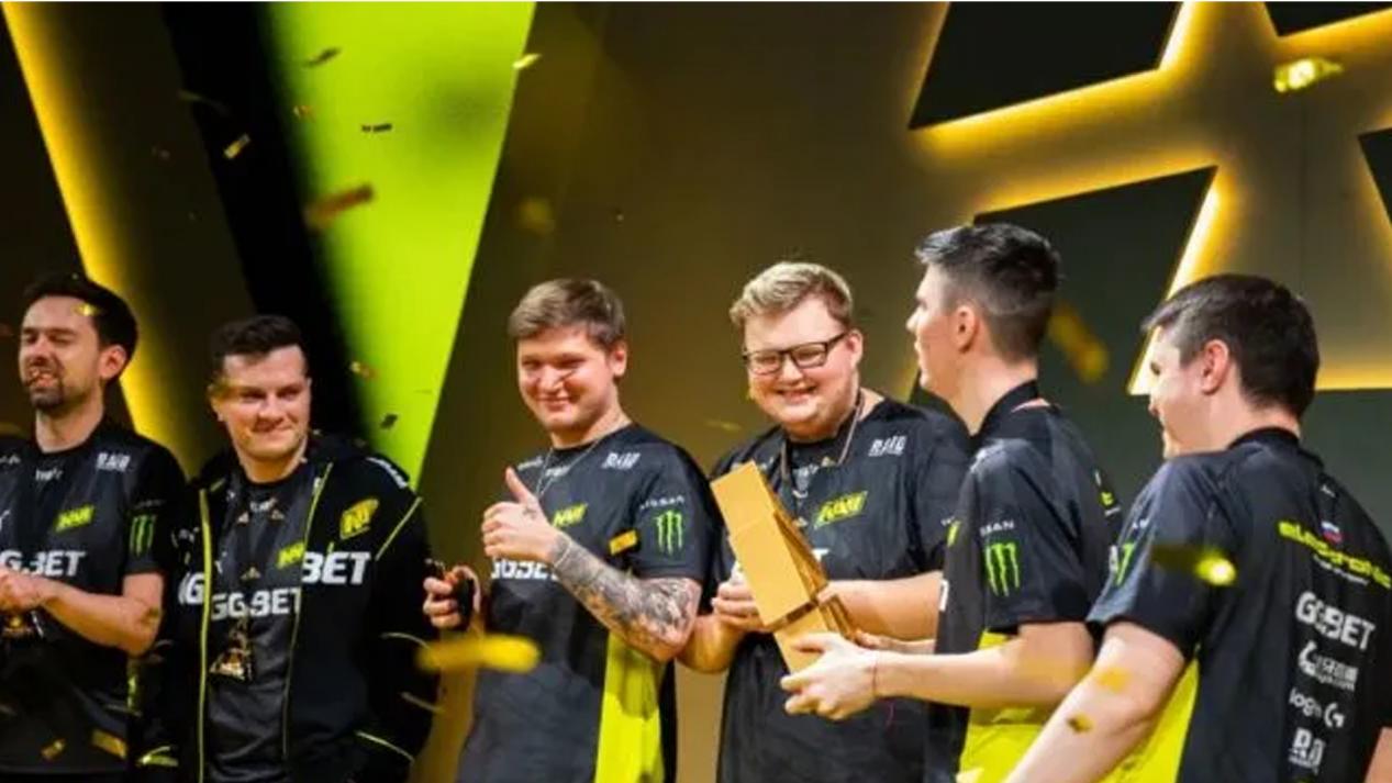 传球路线直 传球路线直